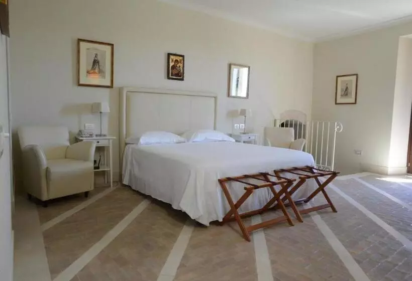 سوییت جونیور, Palazzo Viceconte
