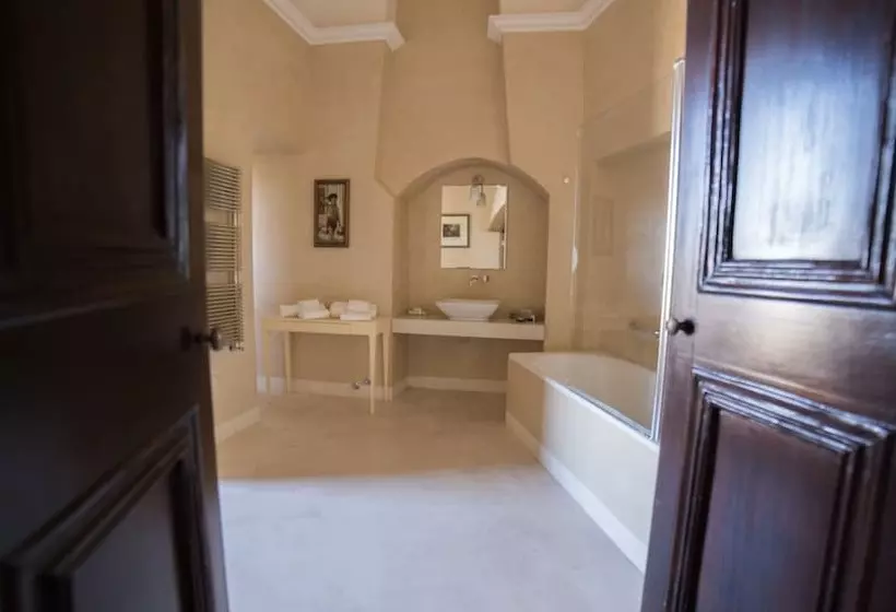 سوییت جونیور, Palazzo Viceconte