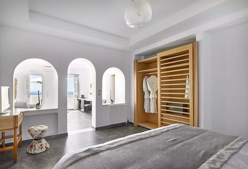 オーシャンビュースイート, Petit Palace Suites
