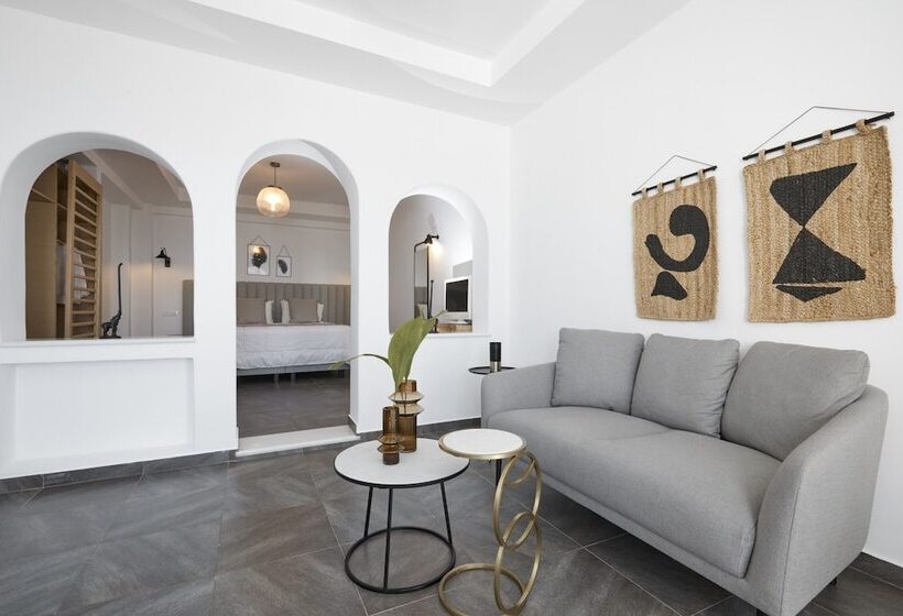 סוויטה נוף לים, Petit Palace Suites