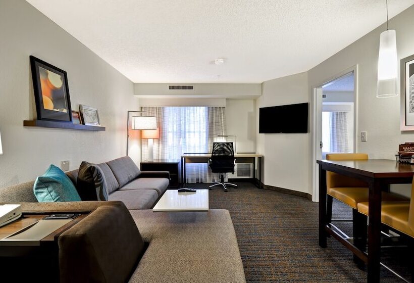 جناح, Residence Inn By Marriott Jacksonville Airport