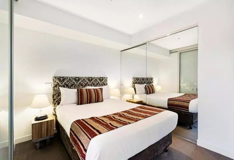 آپارتمان لوکس 1 خوابه, Seasons Heritage Melbourne