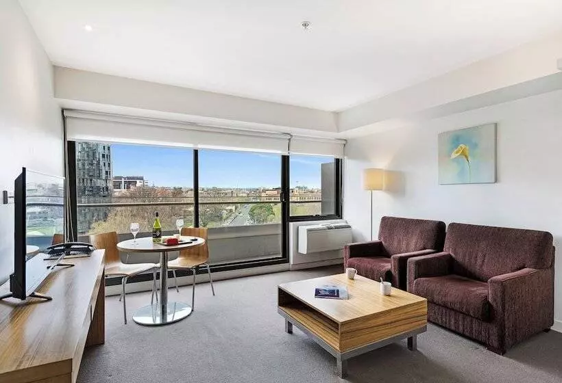 آپارتمان لوکس 1 خوابه, Seasons Heritage Melbourne