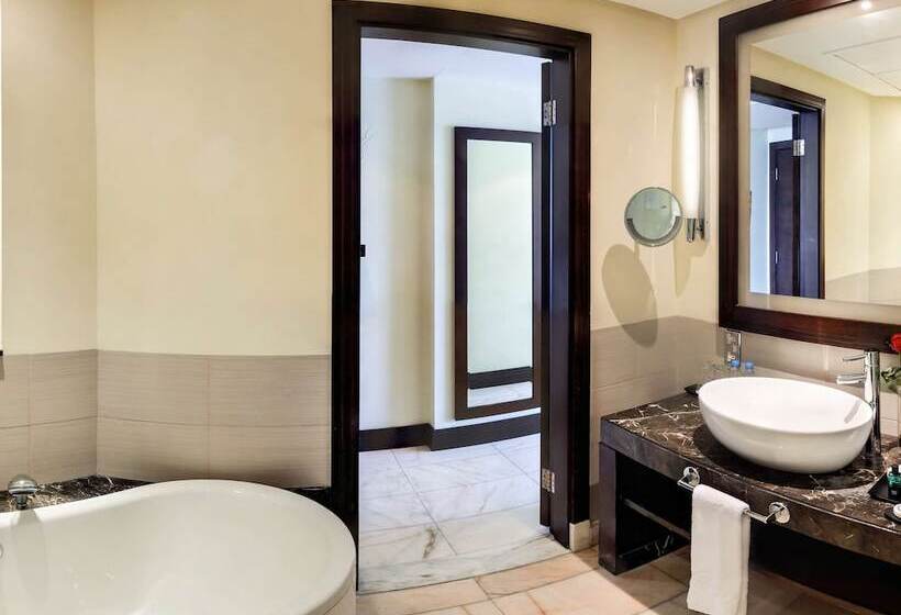 수피리어 룸 도시 전망, Sofitel Al Khobar The Corniche