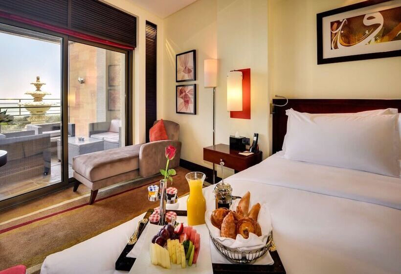 디럭스 테라스 룸 바다 전망, Sofitel Al Khobar The Corniche