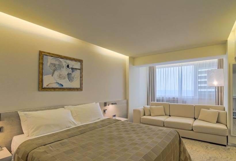 غرفة قياسية إطلالة جانبية علي البحر, Vega