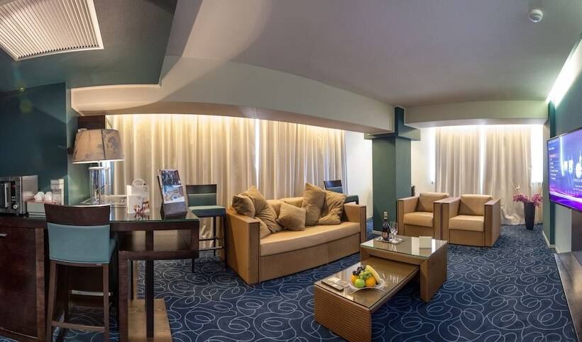 جناح جونيور ذو إطلالة جانبية على البحر, Vega