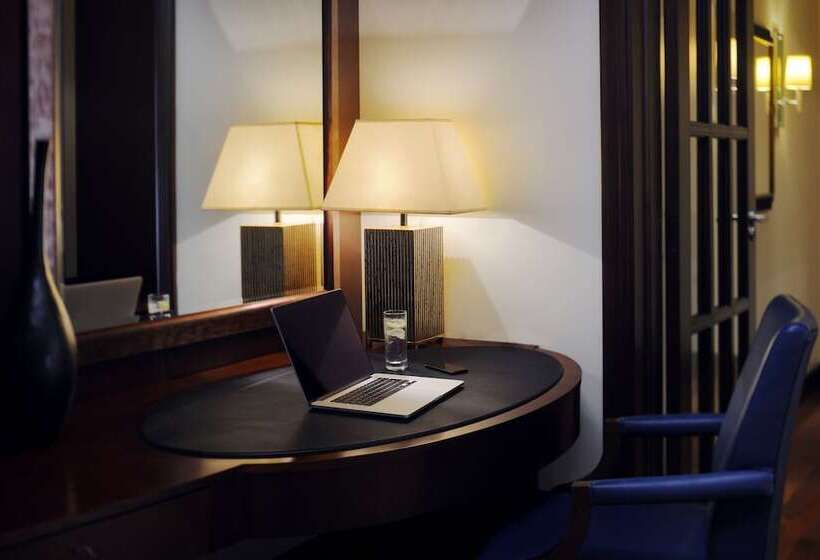 سوئیت رویال, Wyndham Garden Salalah Mirbat