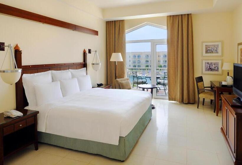 اتاق استاندارد با تخت بزرگ, Wyndham Garden Salalah Mirbat