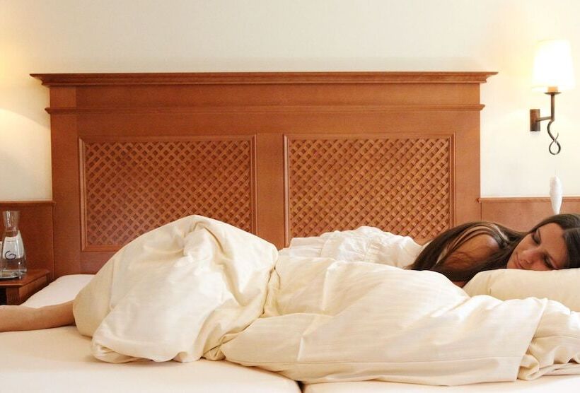 غرفة قياسية ثلاثية, Die Lilie / Hotel Garni