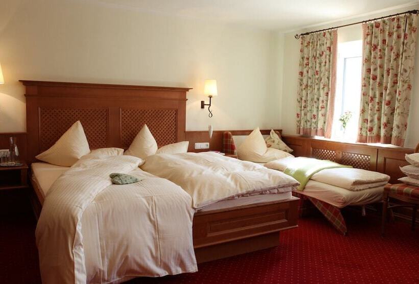 Номер Стандарт Трехместный, Die Lilie / Hotel Garni