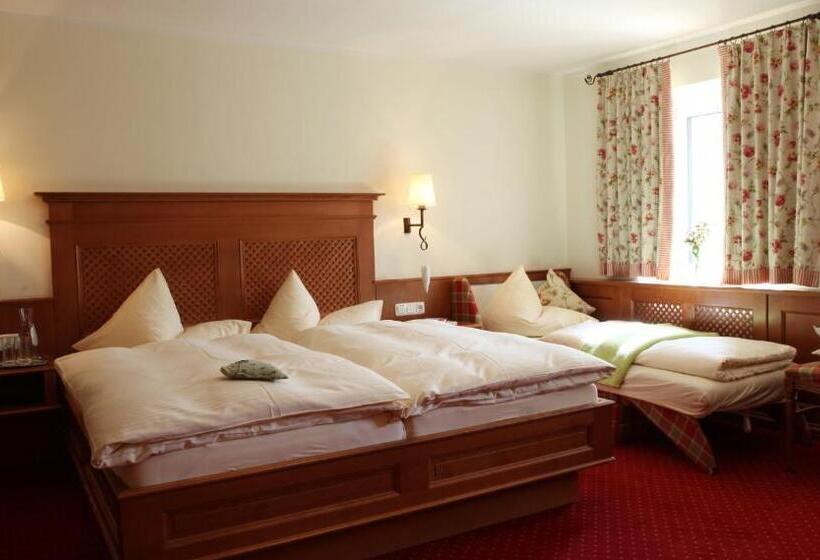 Четырехместный Номер Стандарт, Die Lilie / Hotel Garni