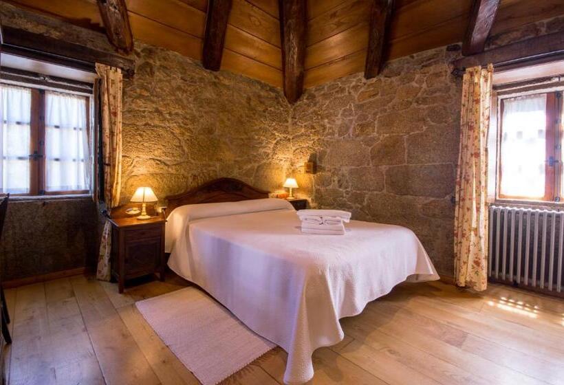 家庭间, Fervenza Casa Grande & Restaurante