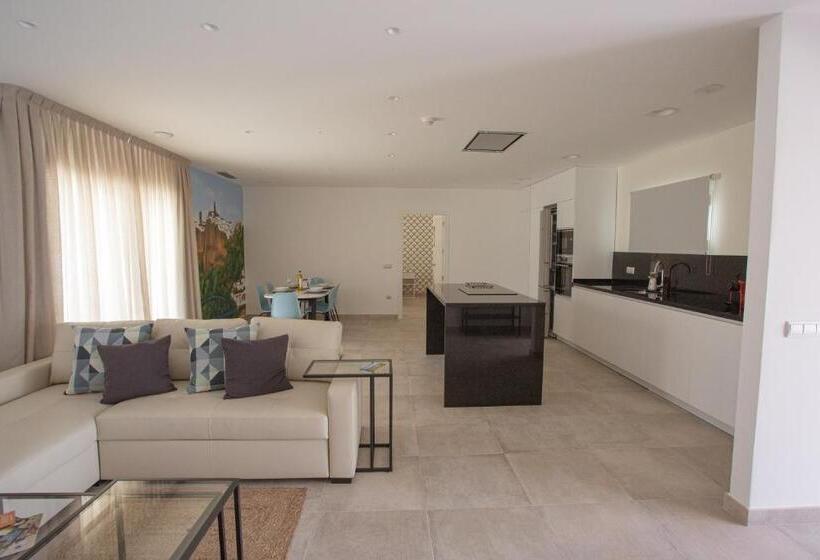 Апартаменты 2 Спальни, El Tesorillo Ii