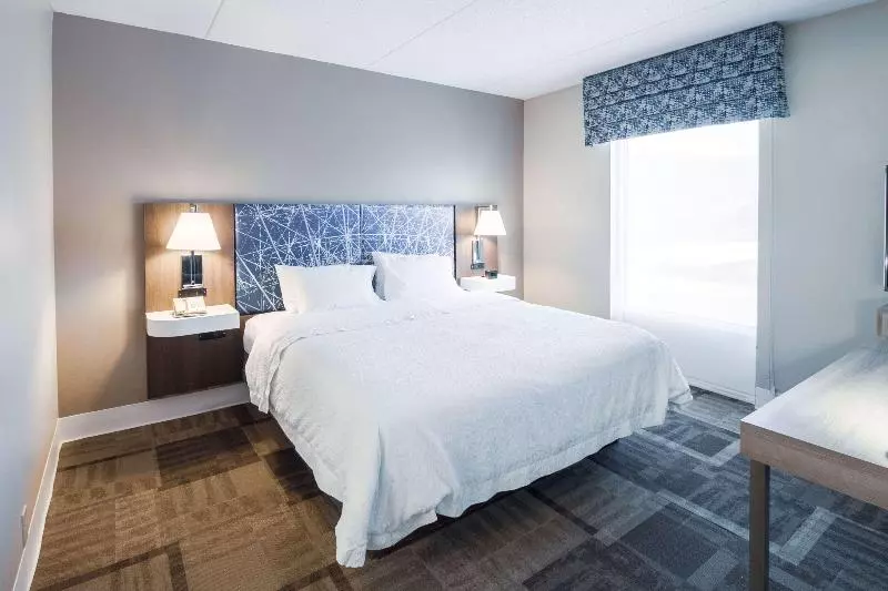 Standard-huone King-vuode, Hampton Inn & Suites Huntsville Hampton Cove