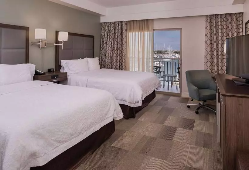 Standard-huone 2 Parivuodetta, Hampton Inn Channel Islands Harbor/oxnard