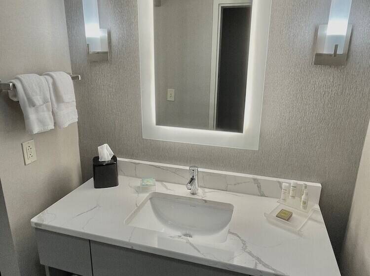 스위트, Homewood Suites By Hilton York