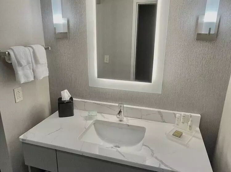 スイート, Homewood Suites By Hilton York