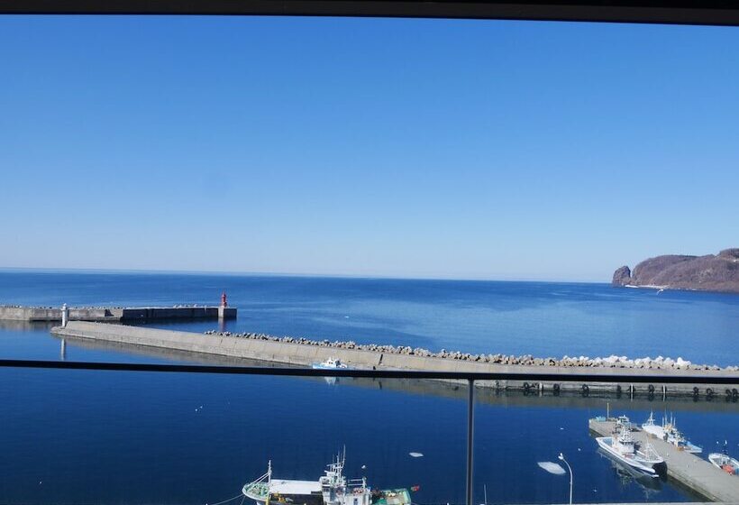 Люкс Клуб, Kitakobushi Shiretoko Hotel & Resort