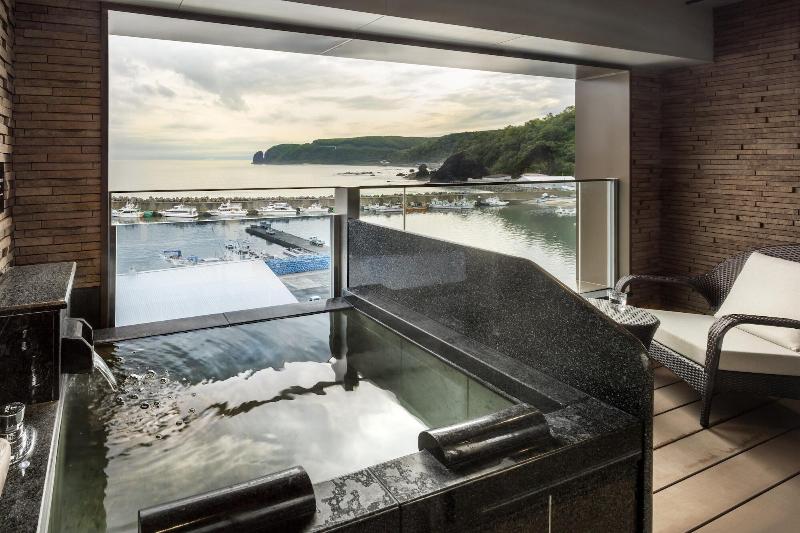 Люкс Клуб, Kitakobushi Shiretoko Hotel & Resort