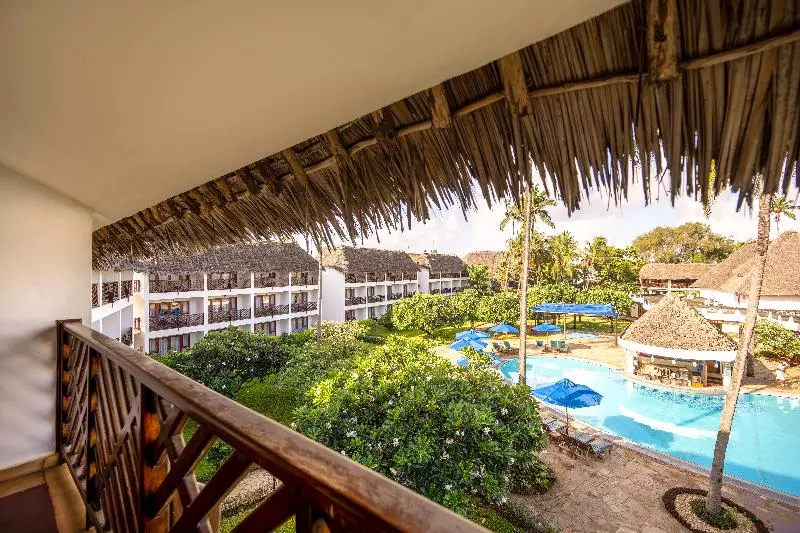 プールビュースタンダードルーム, Nungwi Beach Resort By Turaco