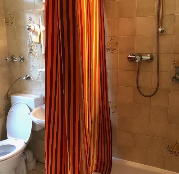 标准单人间, Pension Schmellergarten