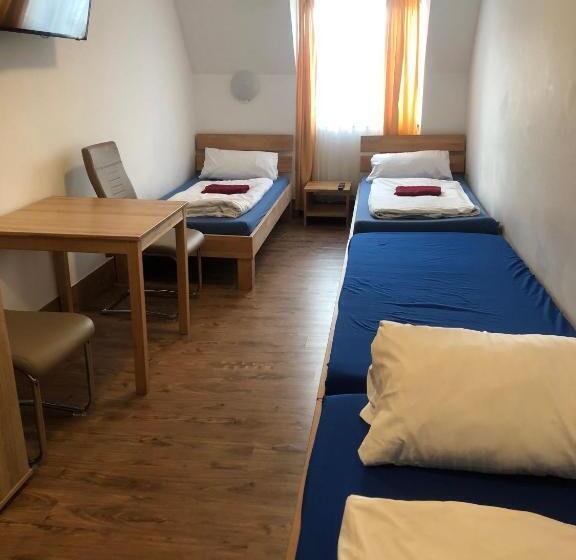 四人标准间, Pension Schmellergarten