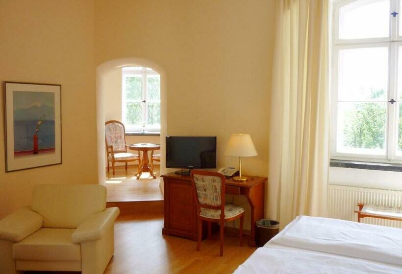 주니어 스위트, Schloss Spyker