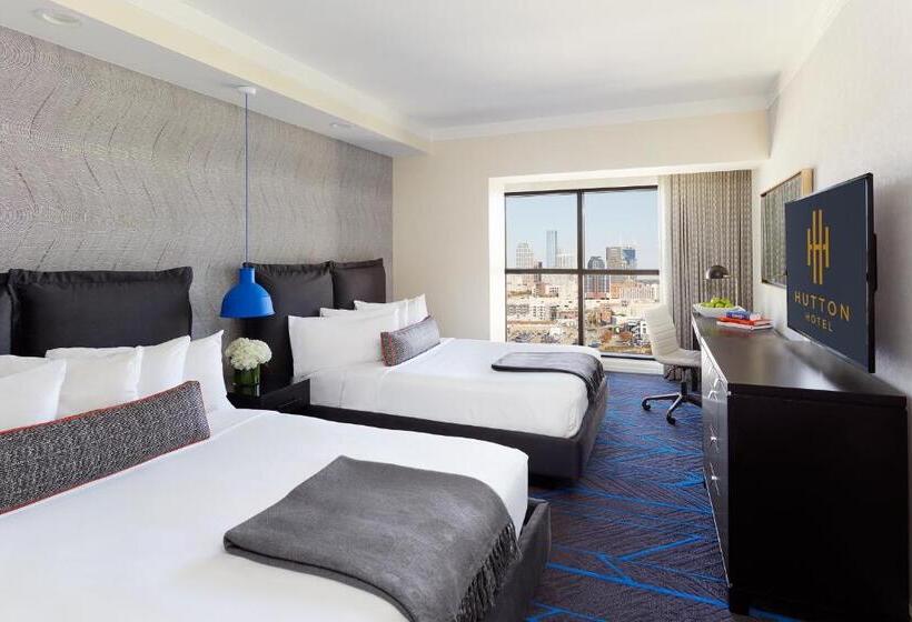 اتاق لوکس, Hutton