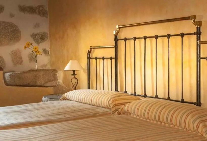 スタンダードルーム, Posada Real La Casa De Arriba