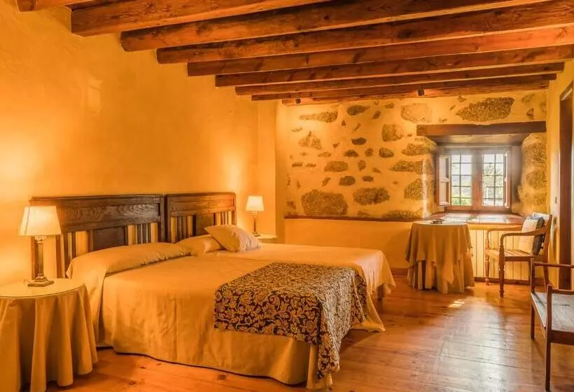 スタンダードルーム, Posada Real La Casa De Arriba