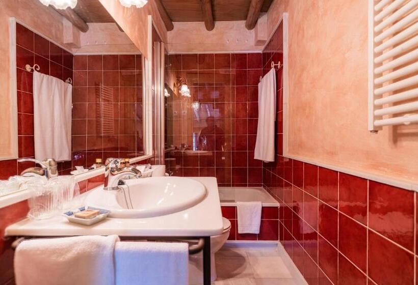 Люкс с Террасой, Posada Real La Casa De Arriba