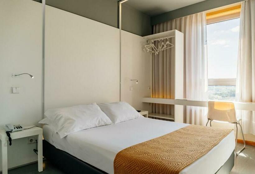 اتاق عادی, Basic Braga by Axis