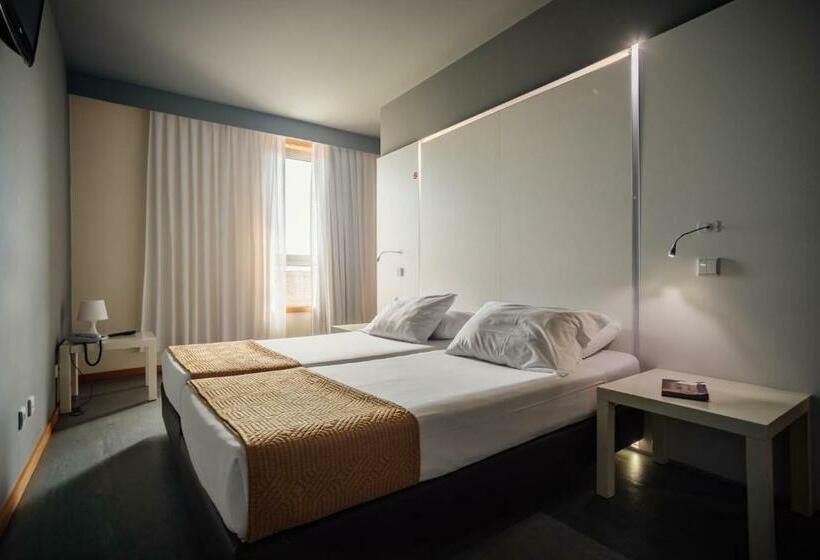 اتاق استاندارد, Basic Braga by Axis