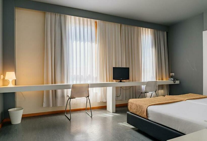 اتاق استاندارد, Basic Braga by Axis