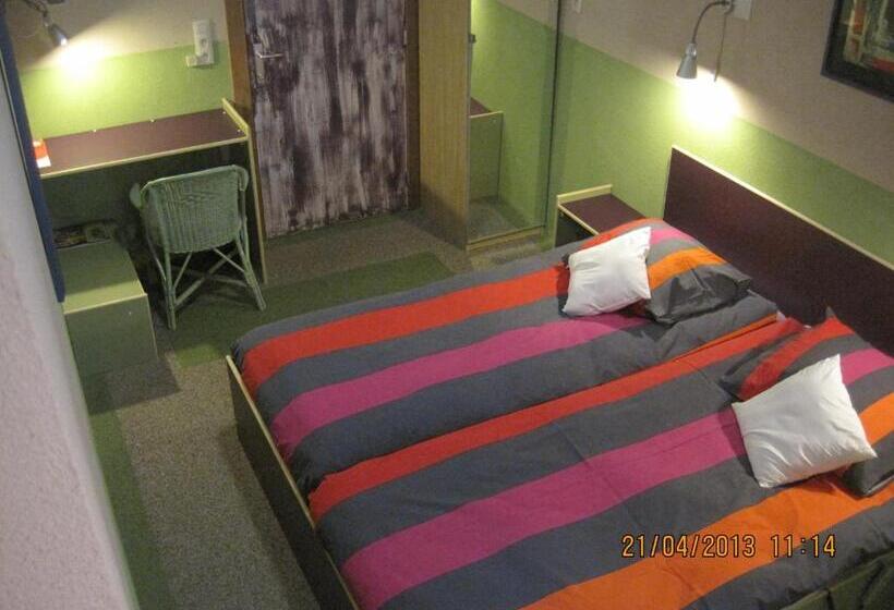 Номер Стандарт, Fauwater