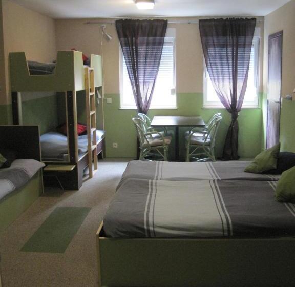 Семейный Номер, Fauwater