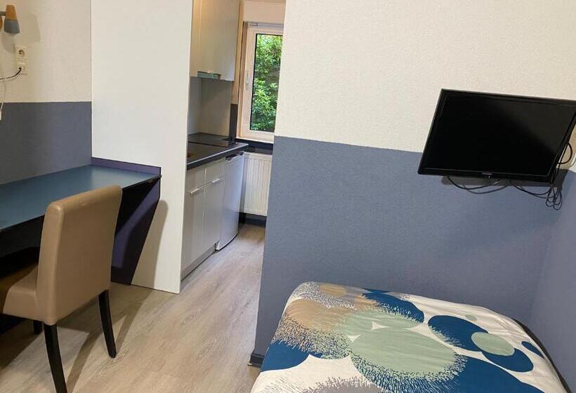 Студия Стандарт, Fauwater