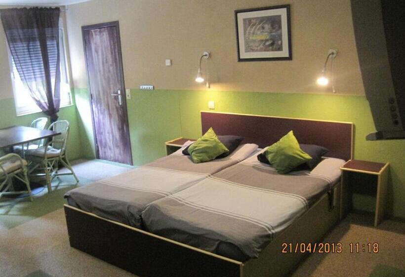 Семейный Номер, Fauwater