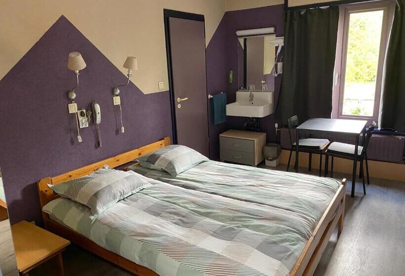 Номер Стандарт, Fauwater