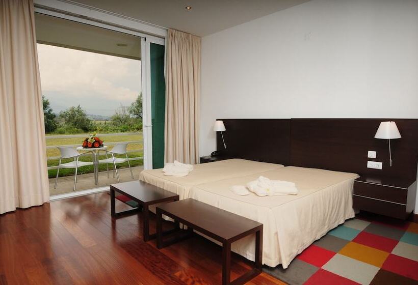 חדר סופריור, Inatel Vila Ruiva