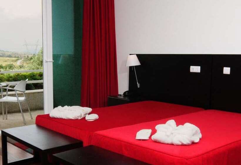 חדר סופריור, Inatel Vila Ruiva