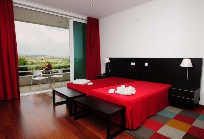 חדר סופריור, Inatel Vila Ruiva