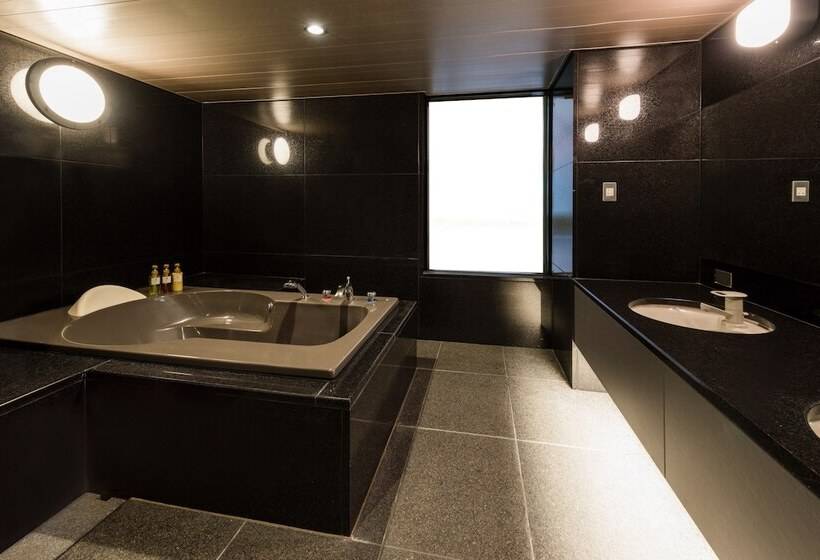 חדר דלוקס לארבעה, Mystays Sapporo Nakajima Park