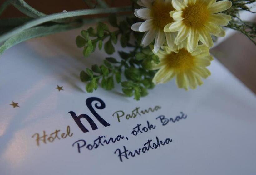 غرفة قياسية مطلّة علي الحديقة, Pastura