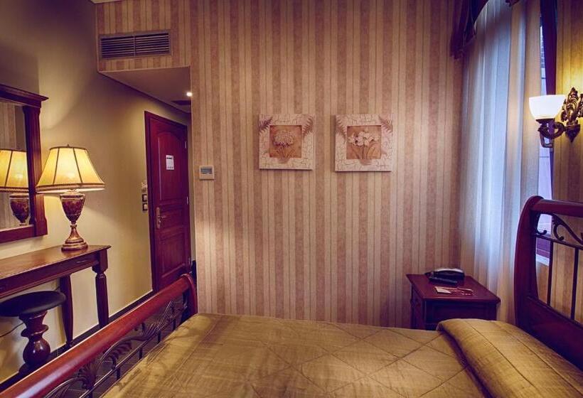 اتاق سوپریور, Theofilos Paradise Boutique