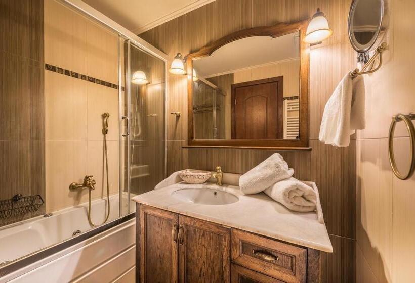 اتاق لوکس, Theofilos Paradise Boutique