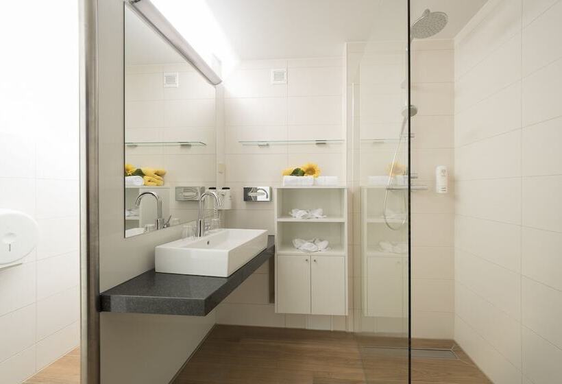 Апартаменты 2 Спальни, Thermenhof Puchasplus Loipersdorf