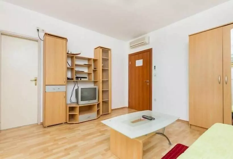 1ベッドルームアパートメント, Villa Cezar