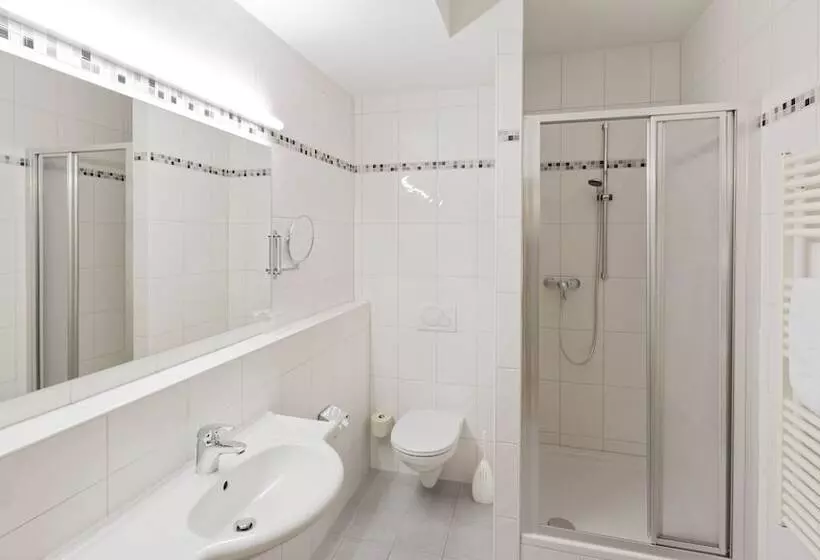 ジュニアスイート, Motel Baden